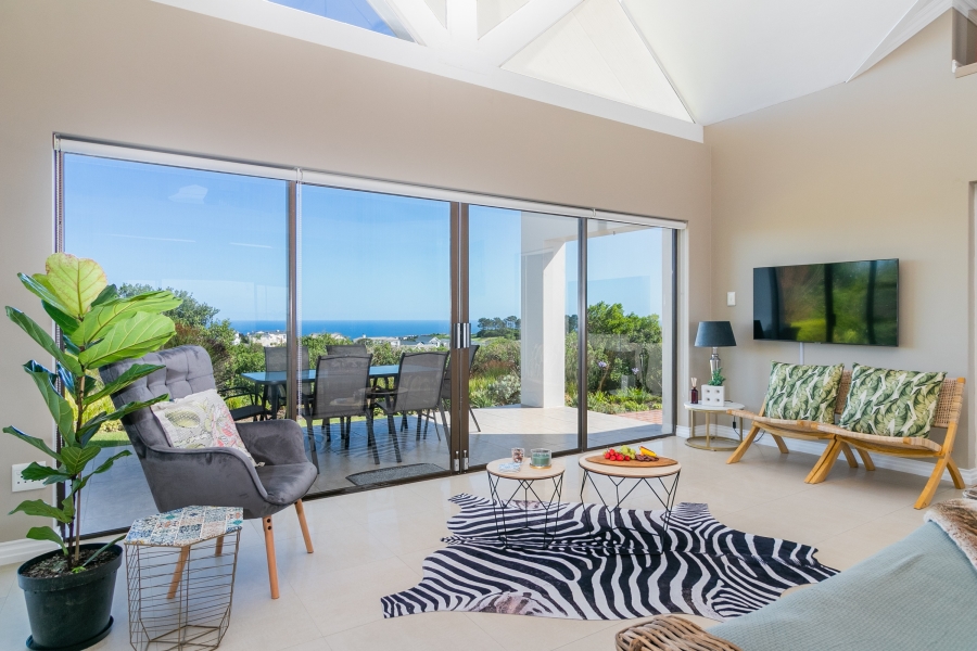 3 Bedroom Property for Sale in Pezula Golf Estate Western Cape
